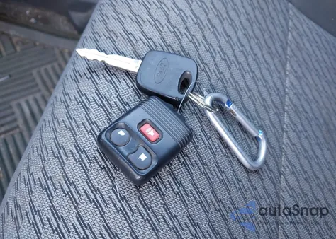 2004 Ford Escape Xlt из США, поврежденный, VIN 1FMYU93144DA03445